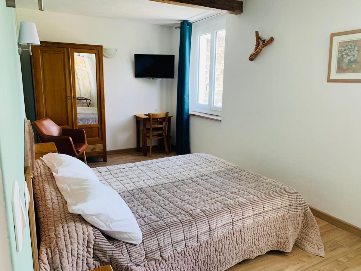 Hotel Restaurant De La Poste Aullene Екстер'єр фото