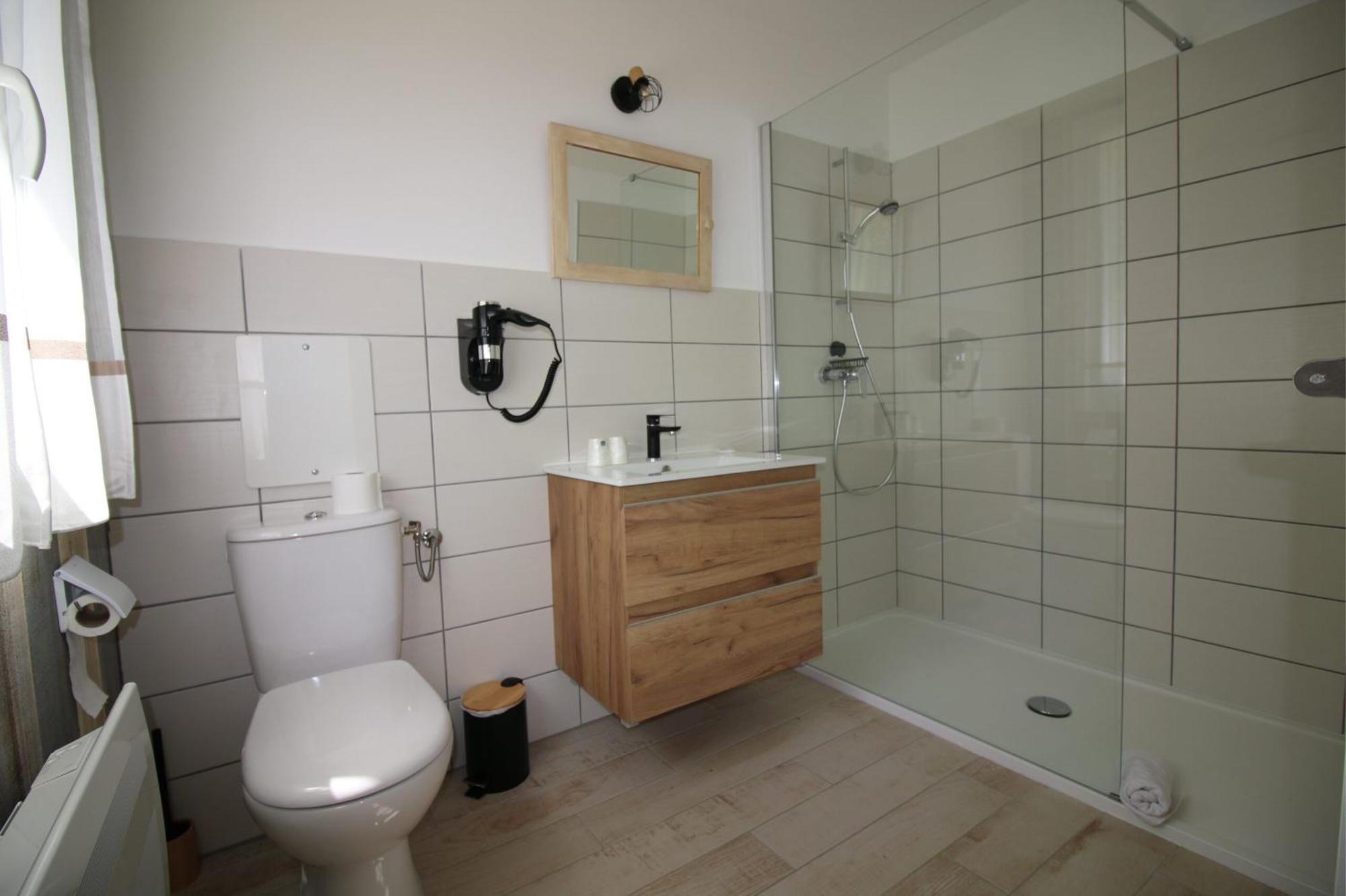 Hotel Restaurant De La Poste Aullene Екстер'єр фото